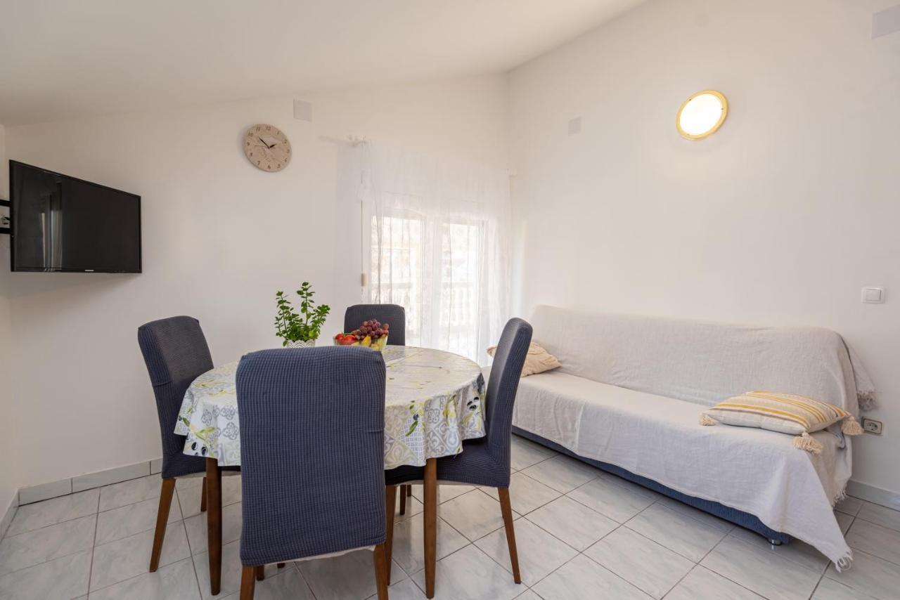 Magnolia Apartmani Vodice Eksteriør bilde